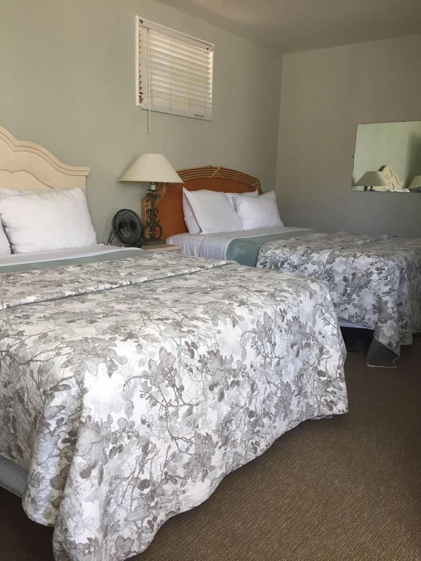 Hotel Joaquin (Adults Only) Лагуна Бич Экстерьер фото